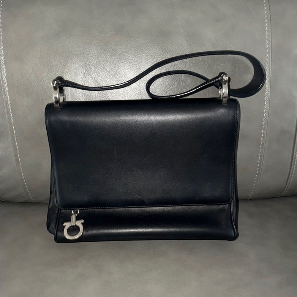 Preloved Salvatore Ferragamo Gancini leather shoulder bag great condition.